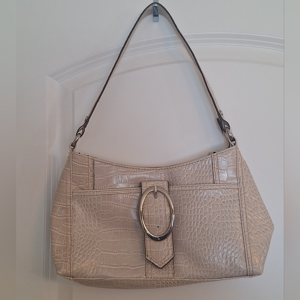 Liz & Co. Cream Crocodile-Patterned Hand Bag